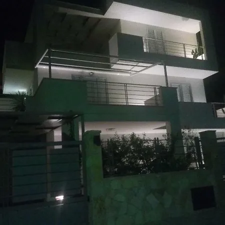 Villetta Il Lentisco 나르도